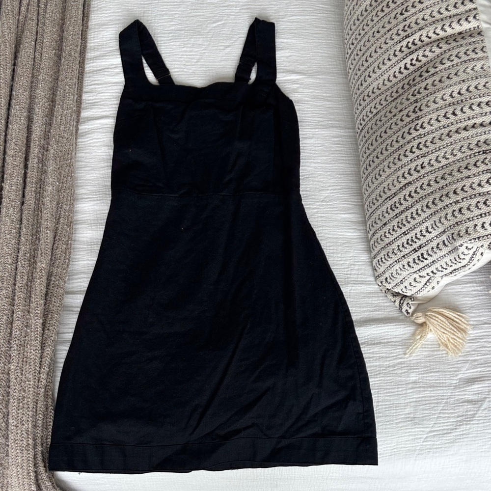 Black linen mini dress- size small TALL